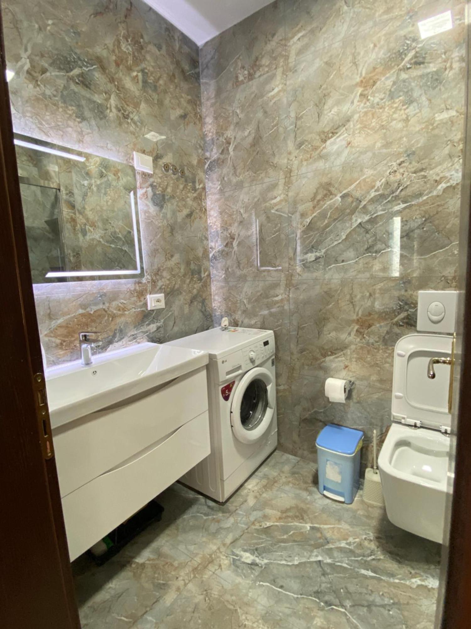 Comfortable 2-Br For 4 Tirana Exterior photo