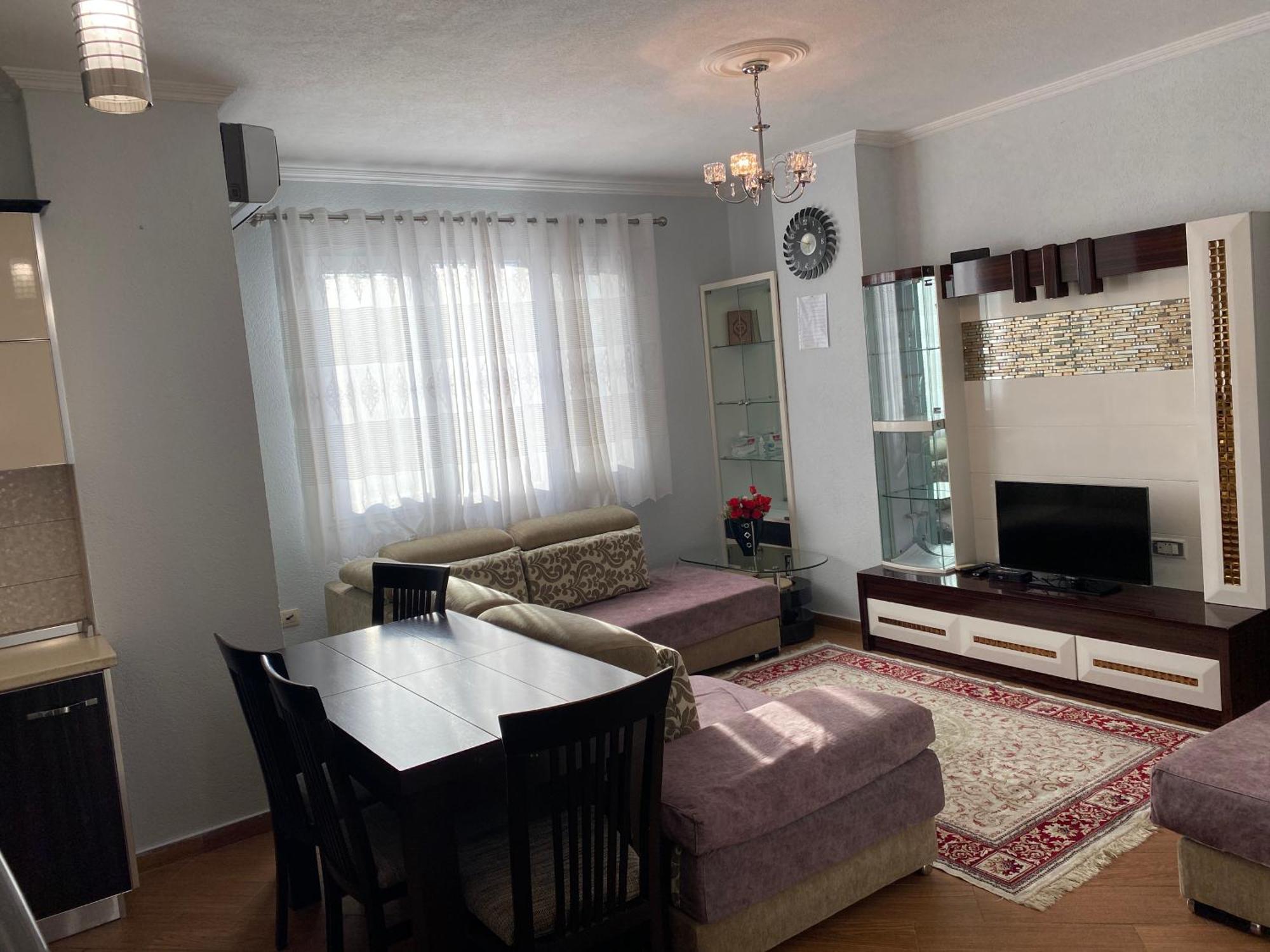 Comfortable 2-Br For 4 Tirana Exterior photo